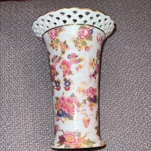 💐Formalities by baum bros Flower vase🌸🌹